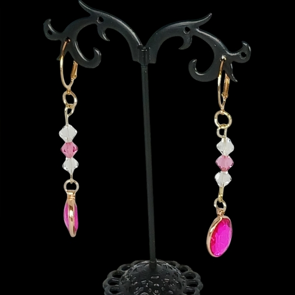 HP🎉🎉 Gold Linear Dangle Drop Crystal Earrings Pink Parisian Dollette Coquette - Picture 2 of 8